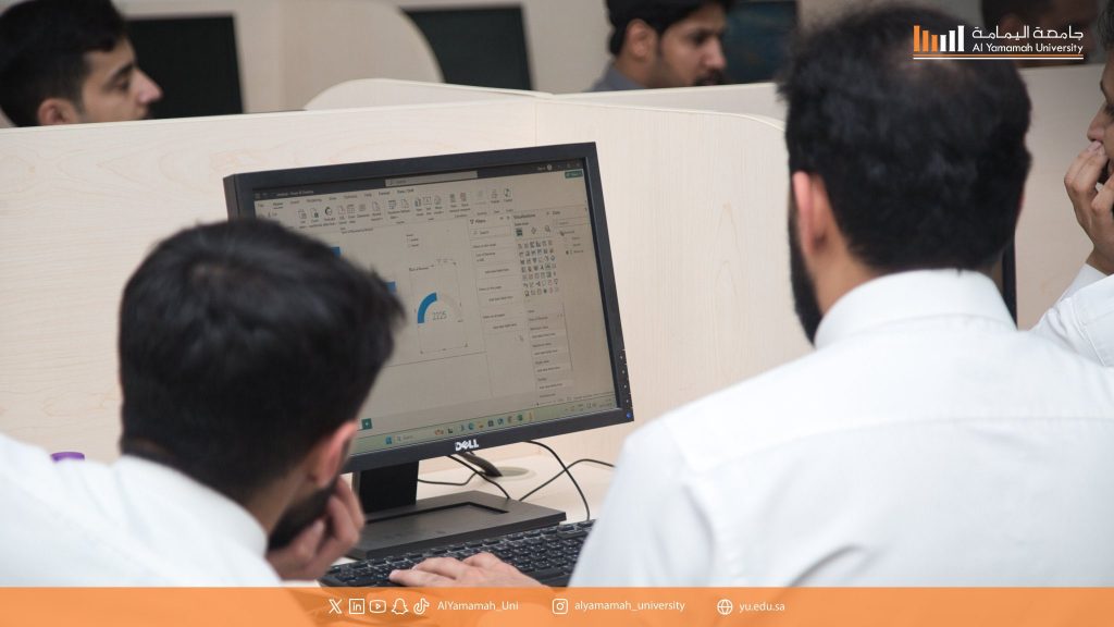 News Al Yamamah University Hosts GOSI Deputy Governor in a Session with MBA Students